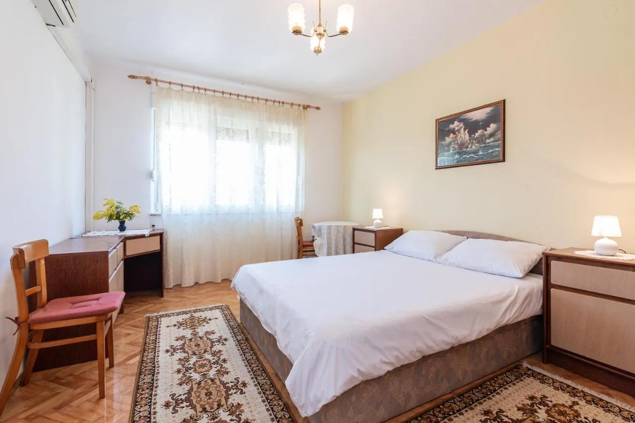 Apartment Vida Malinska