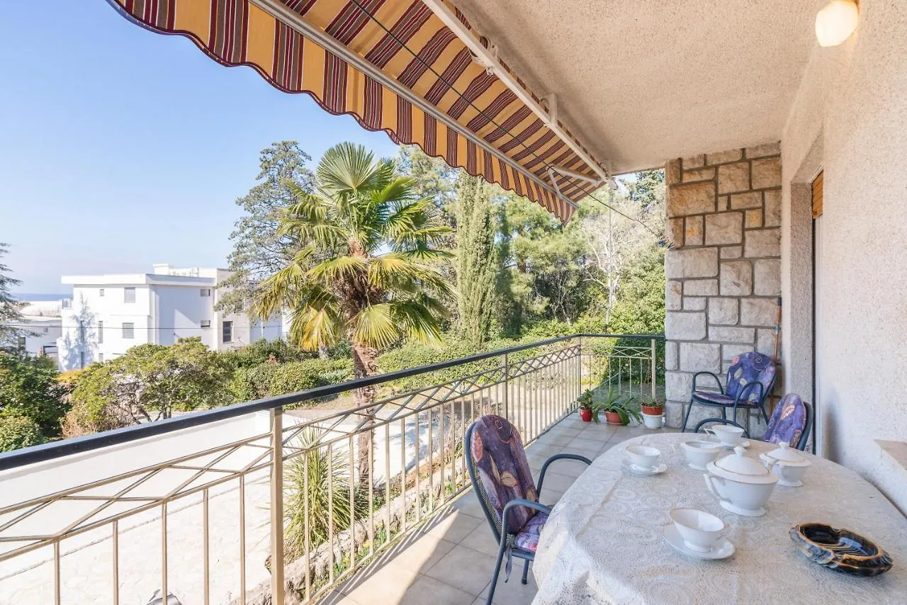 Apartment Vida Malinska